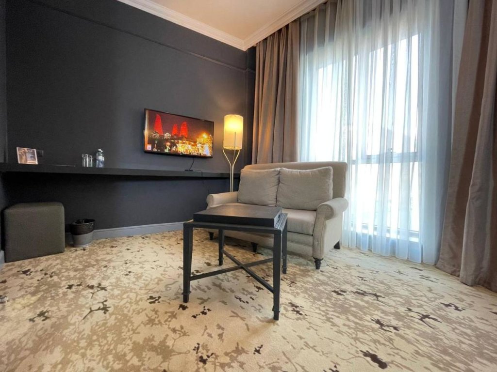 Баку: Отель Teatro Rooms
