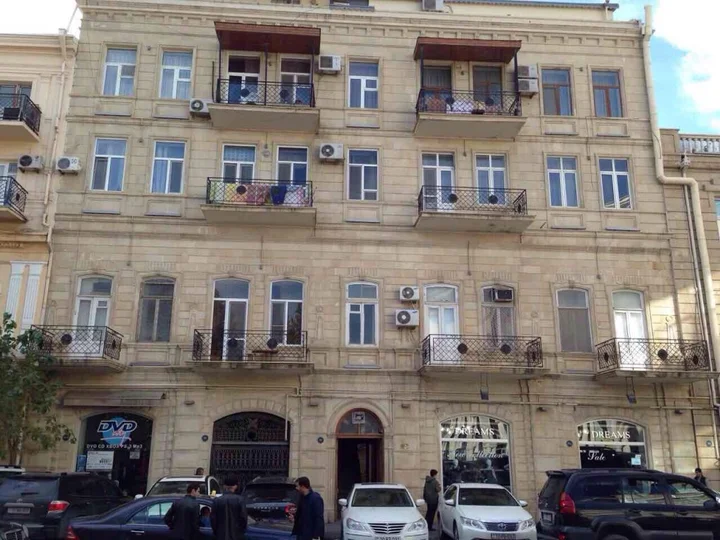 Баку: Апартаменты на Расул Рза
