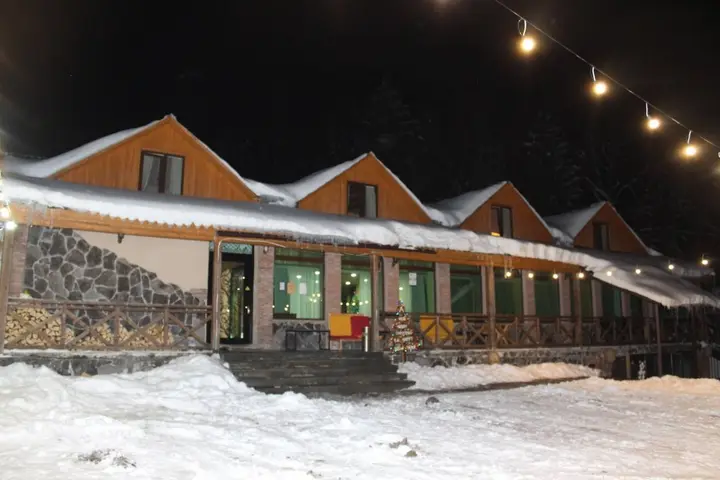 Бакуриани: Отель Eco House Bakuriani