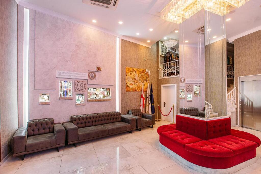 Тбилиси: Aivani Hotel