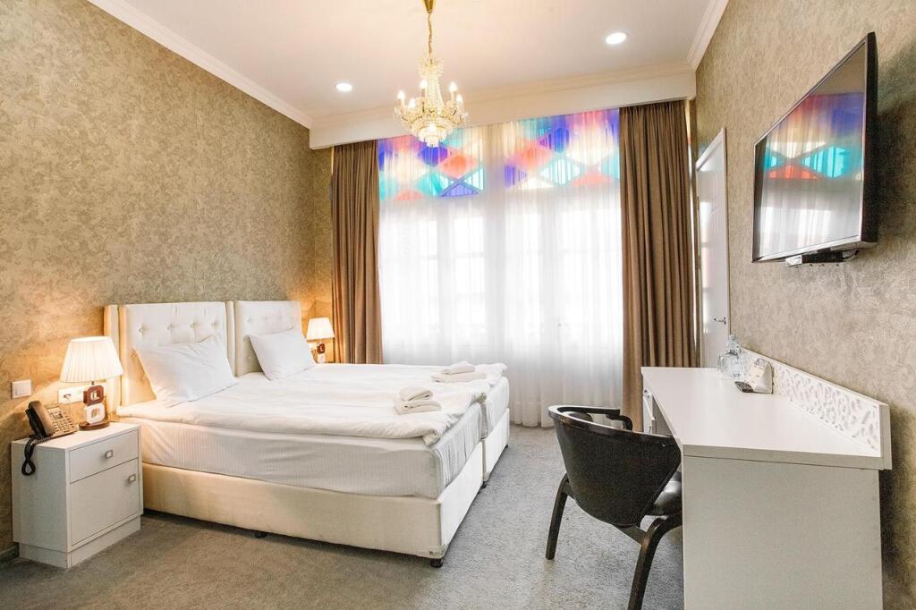 Тбилиси: Aivani Hotel