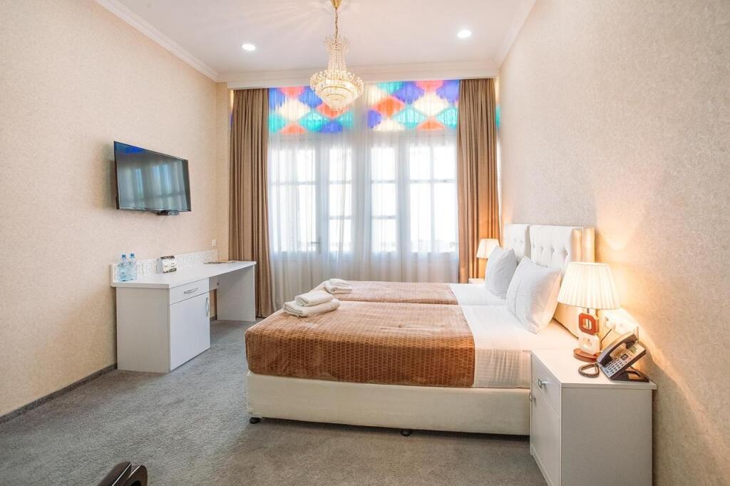 Тбилиси: Aivani Hotel