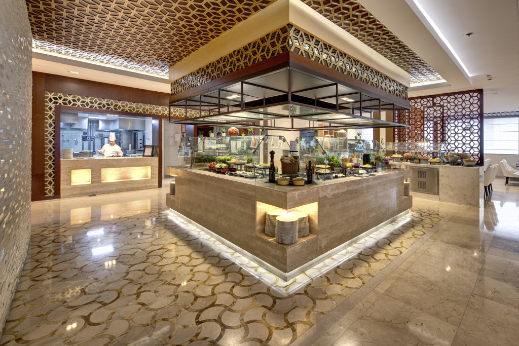 Дубай: Отель Two Seasons Hotel & Apartments