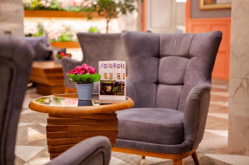 Баку: Theatrum Hotel Baku