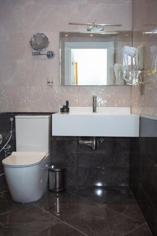 Баку: Theatrum Hotel Baku