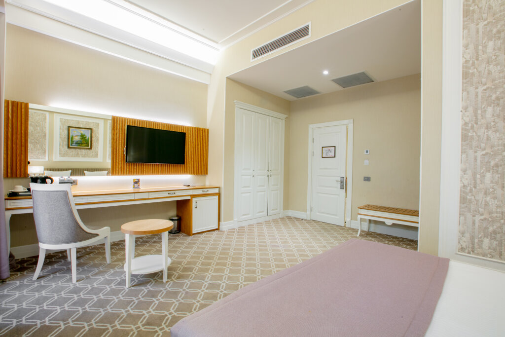 Баку: Theatrum Hotel Baku