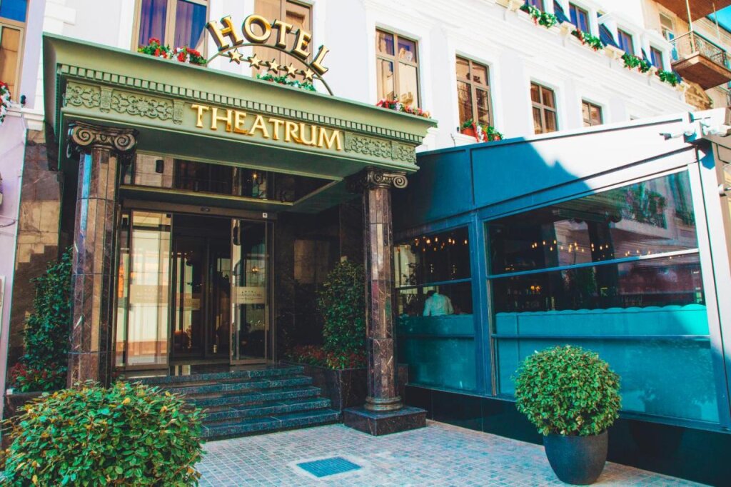 Баку: Theatrum Hotel Baku