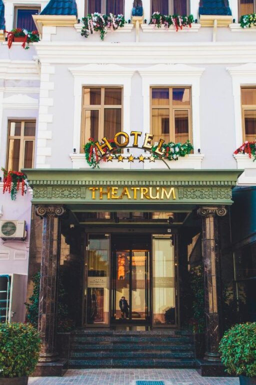 Баку: Theatrum Hotel Baku