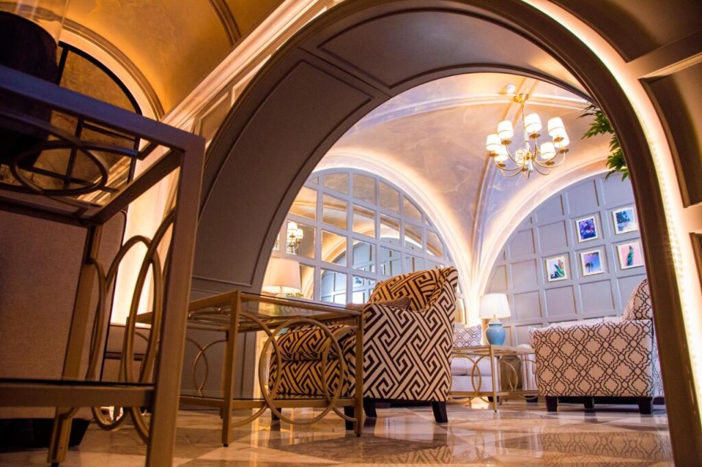 Баку: Theatrum Hotel Baku