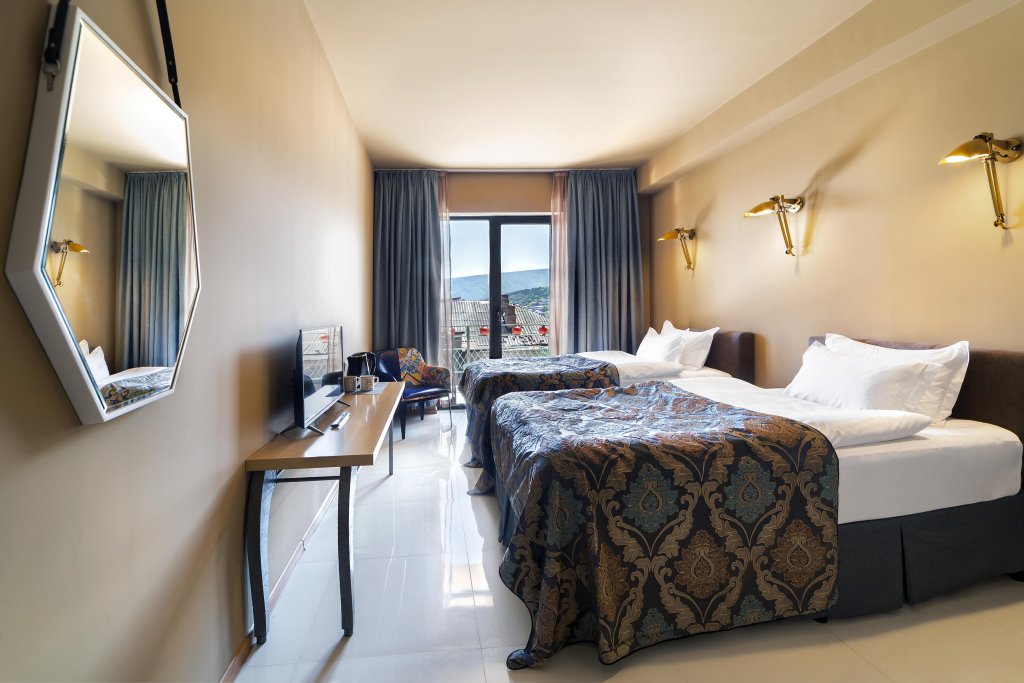 Тбилиси: Brim Hotel