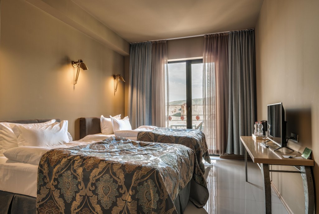 Тбилиси: Brim Hotel