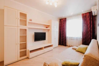 Казань: Apartment on Chistopolskaya 61-b