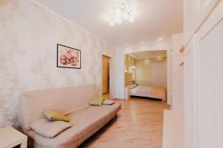 Казань: Apartment on Chistopolskaya 61-b