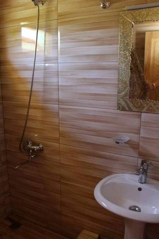 Кутаиси: Коттедж Edemi