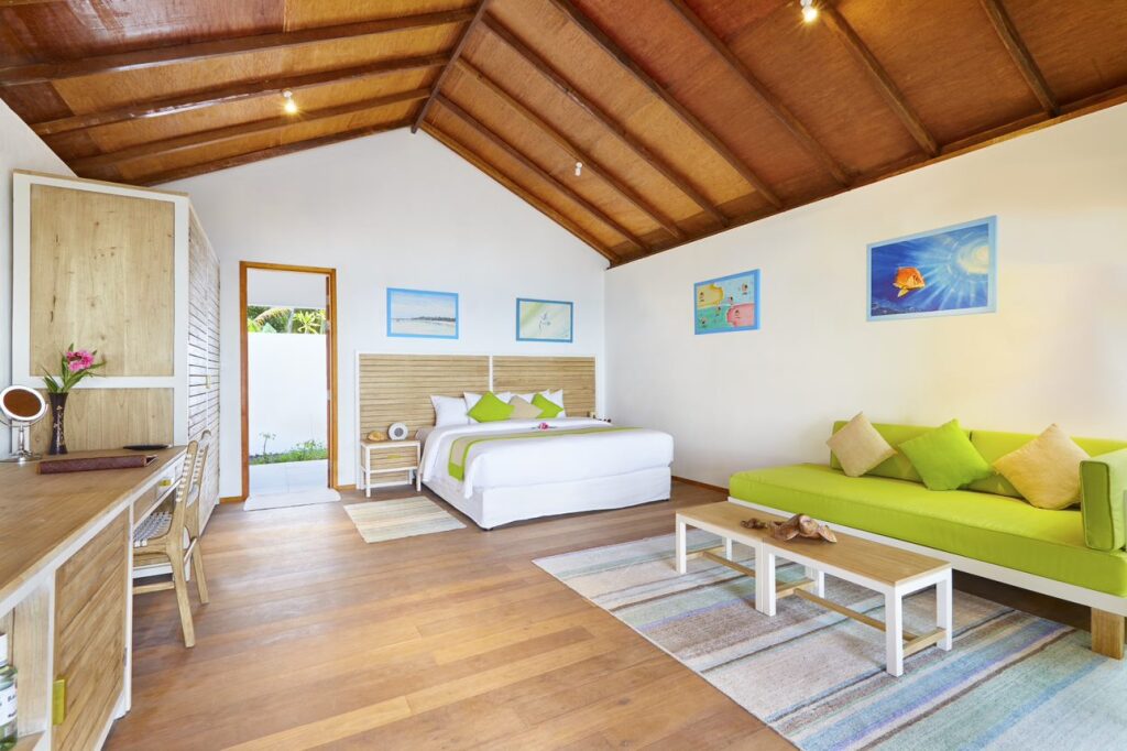 Атолл Лхавийани: Innahura Maldives Resort