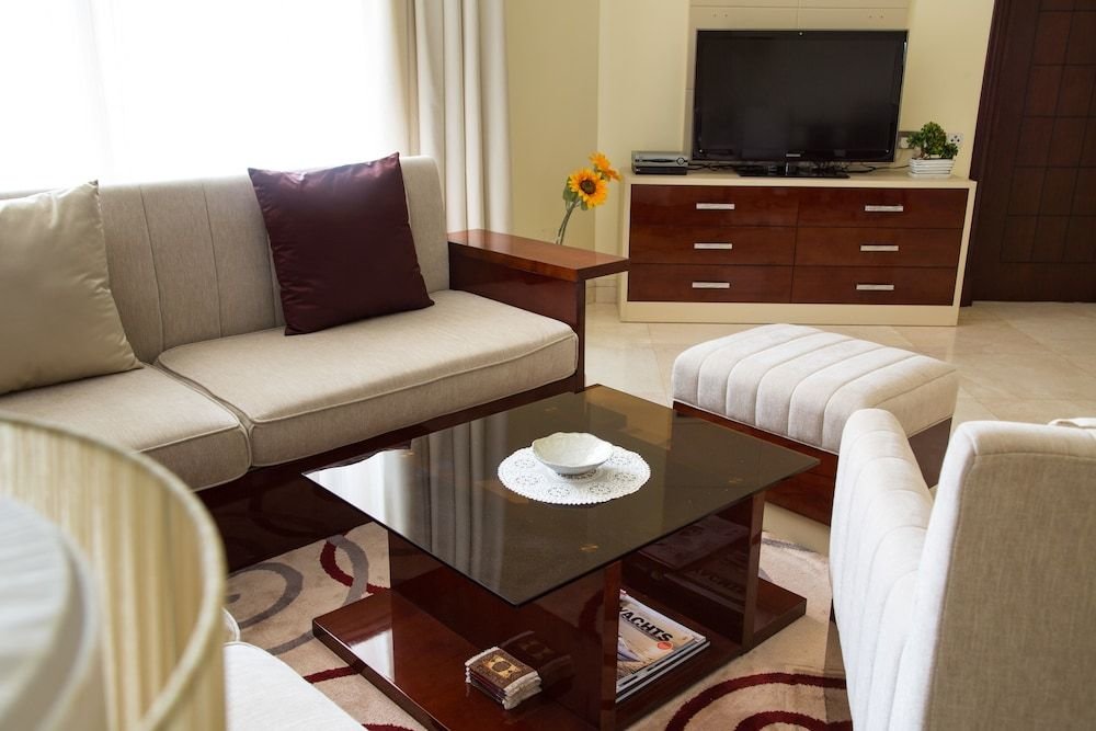 Дубай: HiGuests - Grandeur Residences