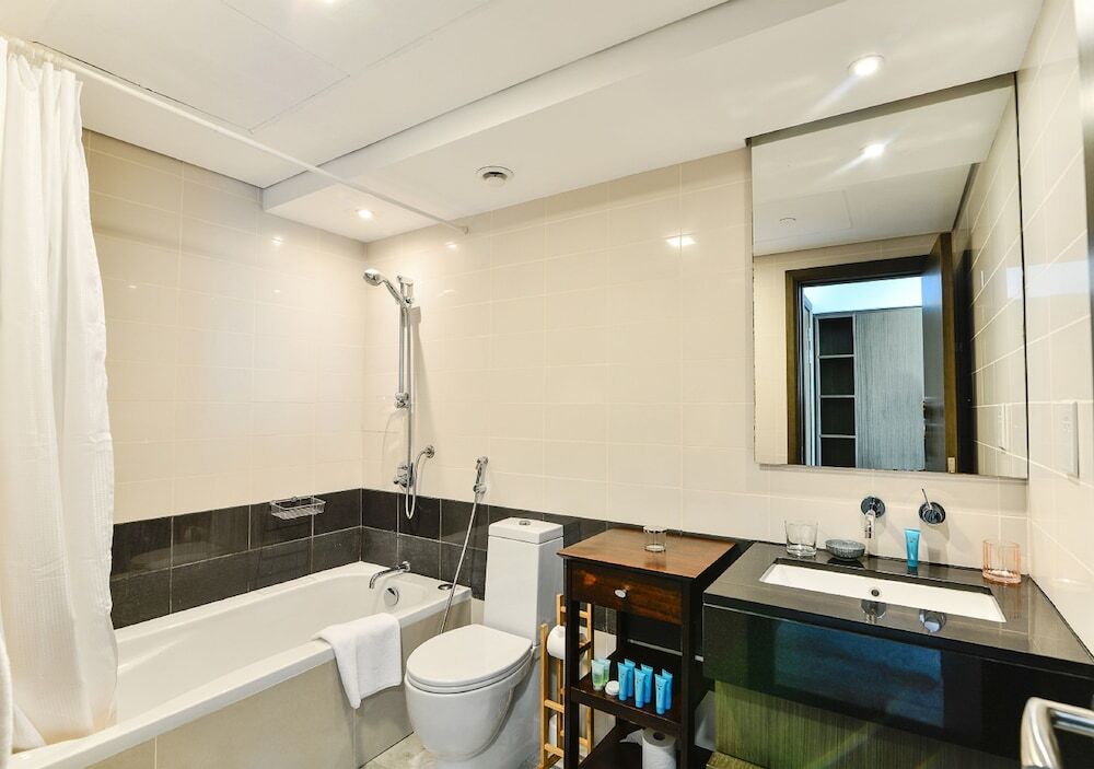 Дубай: Lofts Towers Ease by Emaar
