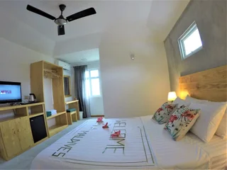 Диффуши: Отель Ohana Maldives