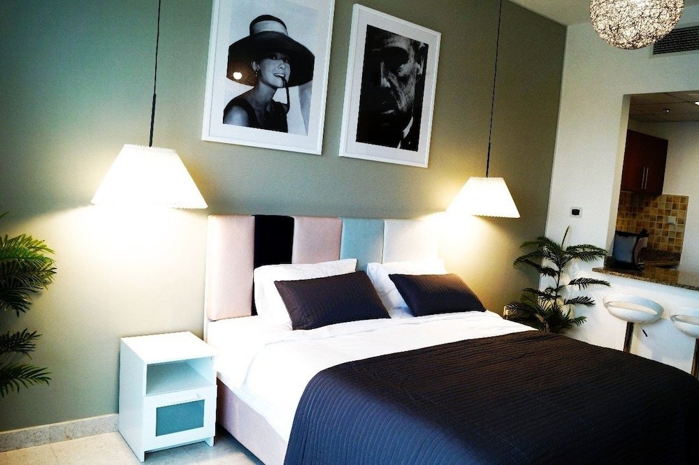 Дубай: One Perfect Stay - Studio at Safeer