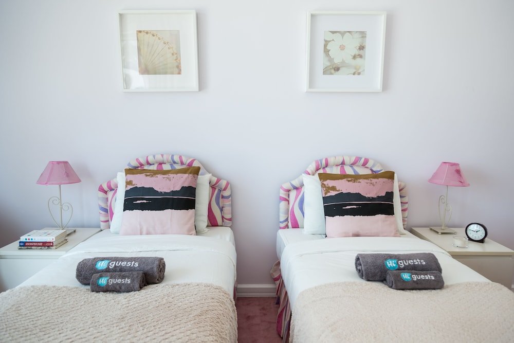 Дубай: HiGuests Vacation Homes - Marina Terrace