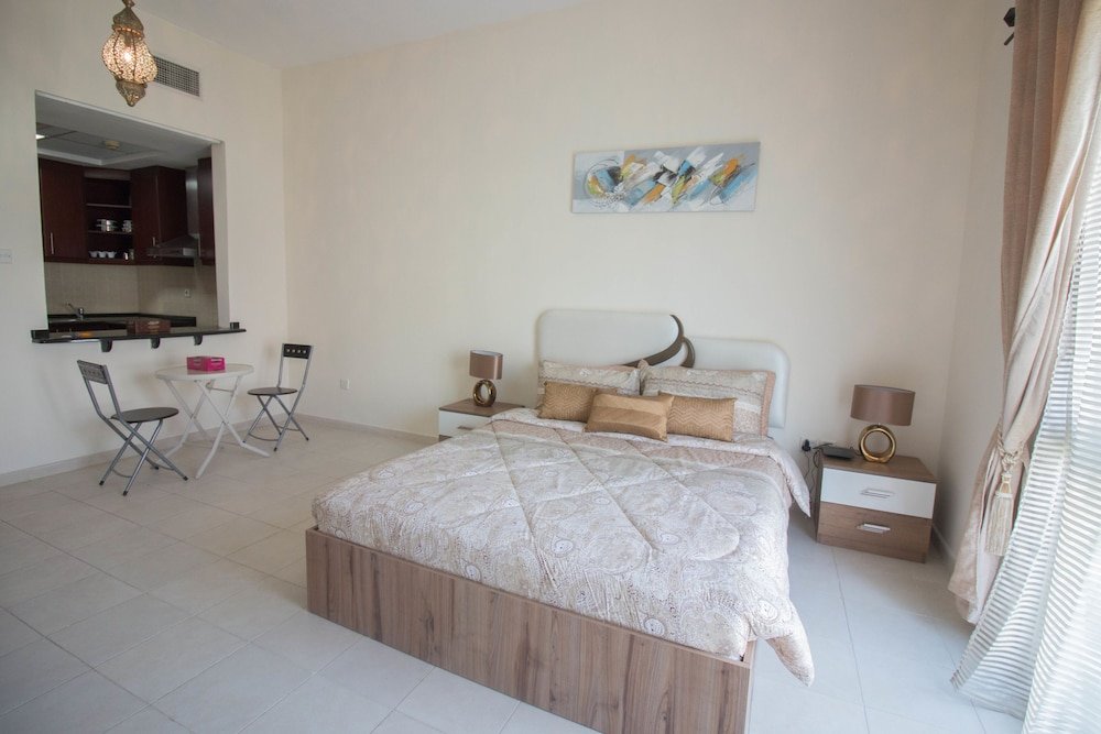 Дубай: One Perfect Stay - Discovery Gardens
