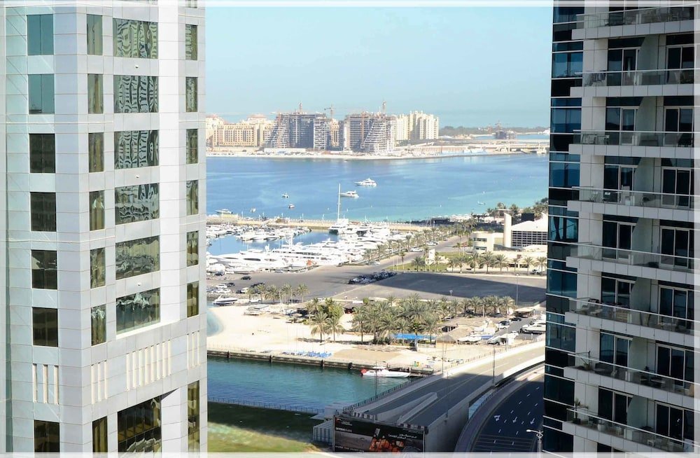 Дубай: One Perfect Stay - Royal Oceanic Tower