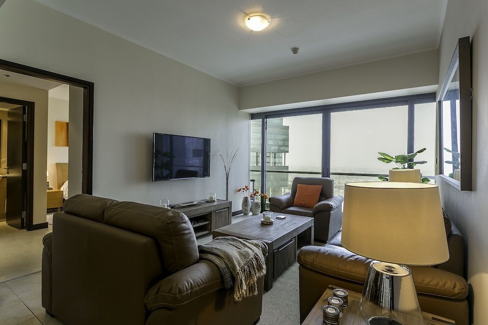 Дубай: One Perfect Stay - Goldcrest Views 1