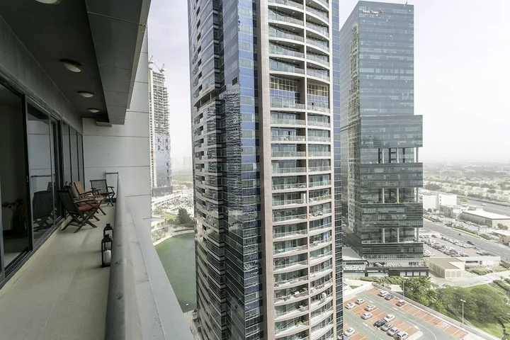 Дубай: One Perfect Stay - Goldcrest Views 1