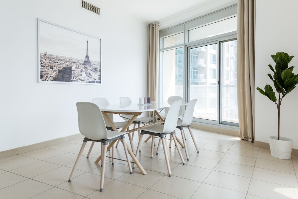 Дубай: HiGuests Vacation Homes - Burj View East
