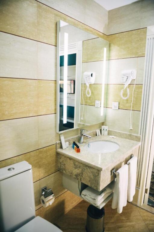 Баку: Отель Emerald Suite