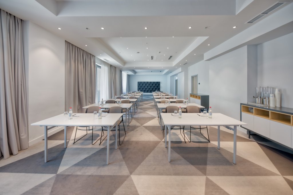 Ереван: Holiday Inn Express Yerevan, an IHG hotel