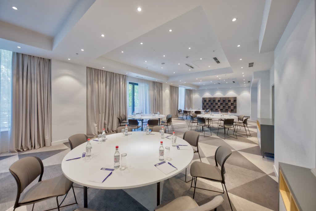 Ереван: Holiday Inn Express Yerevan, an IHG hotel