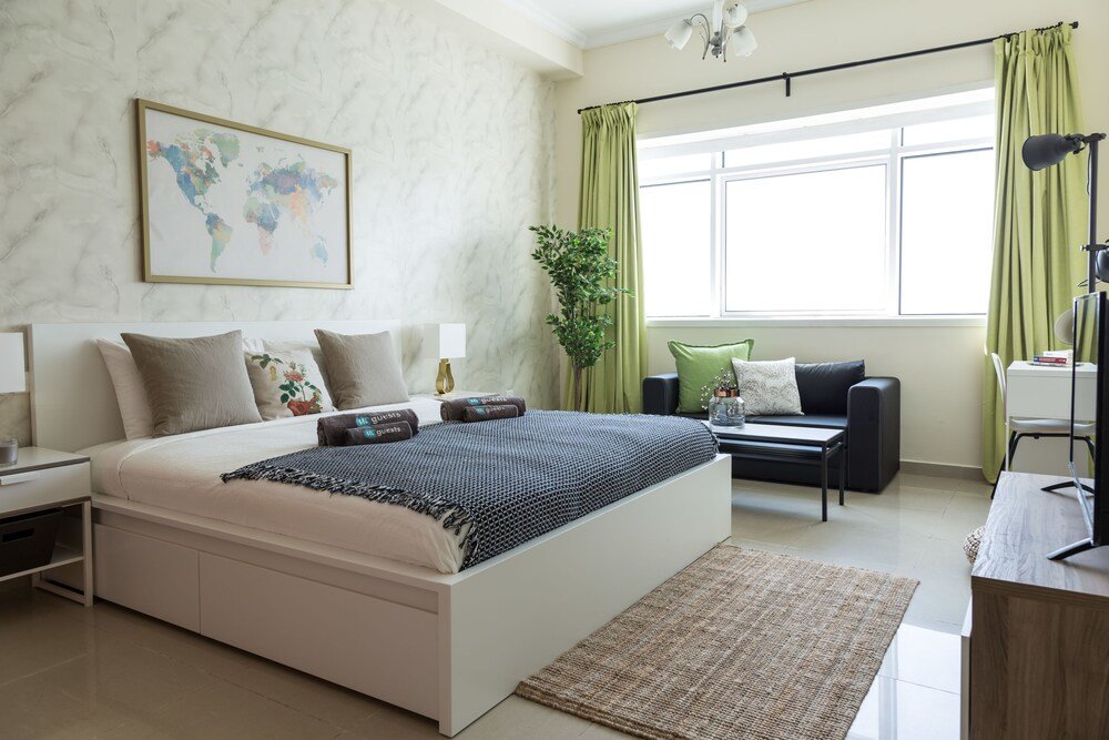 Дубай: HiGuests Vacation Homes - Lake City