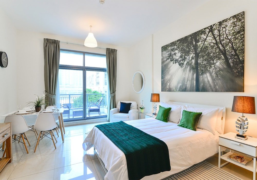 Дубай: Rainforest Studio - Ease by Emaar