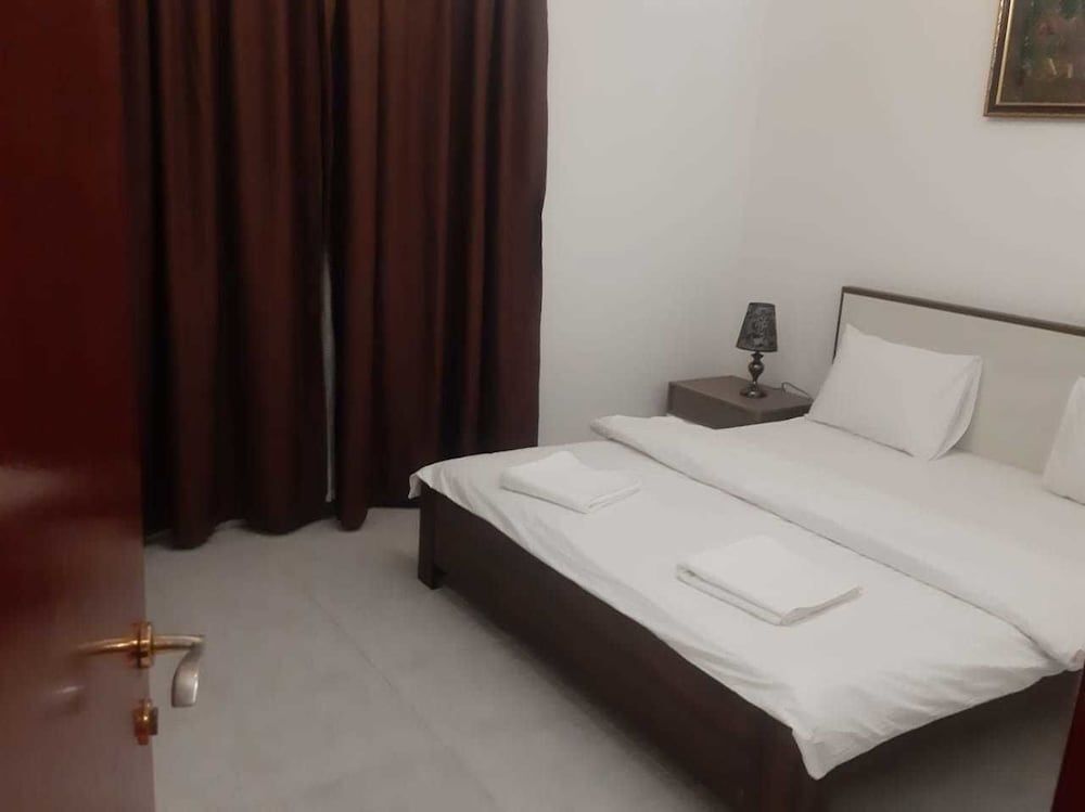 Шарджа: Al Bishr Hotel Apartments