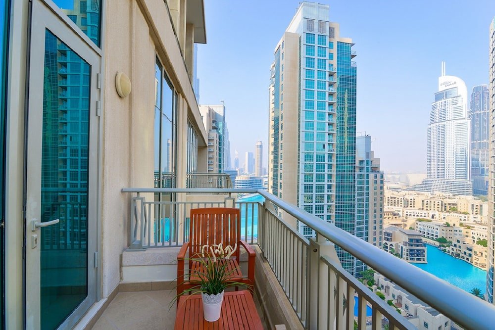 Дубай: Metropolis - Ease by Emaar