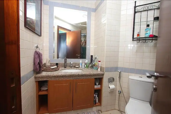 Дубай: Teecom 1 Bedroom Apartment