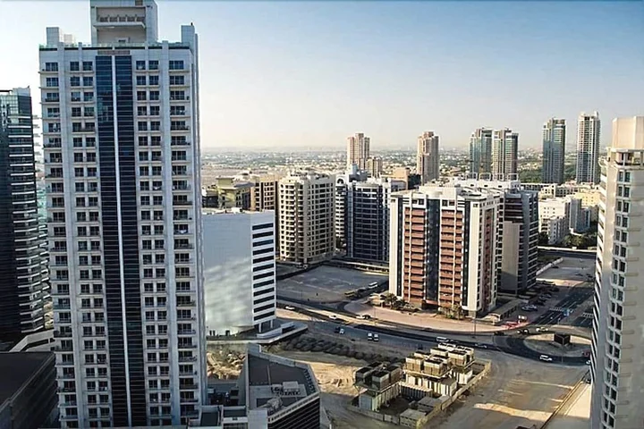 Дубай: Teecom 1 Bedroom Apartment