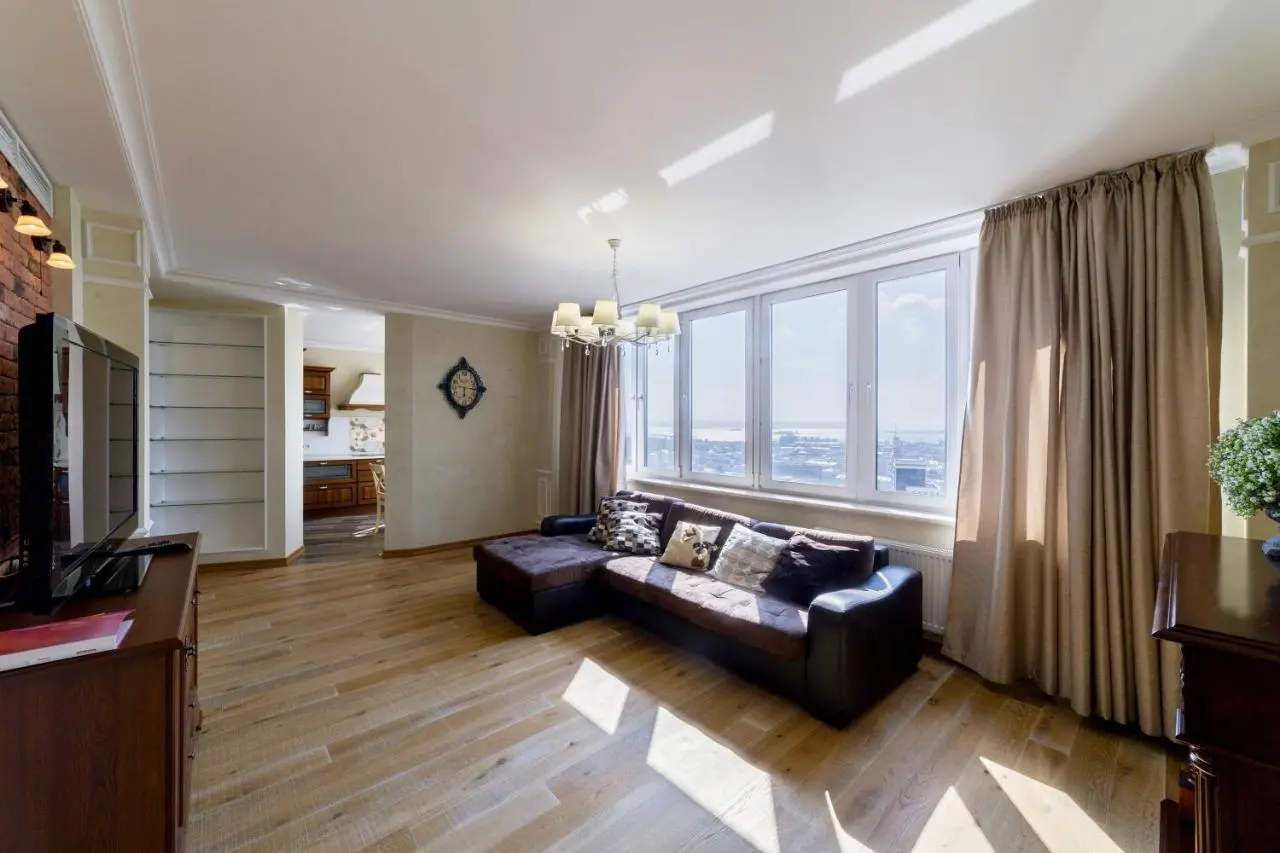 Казань: Skyscraper Apartment