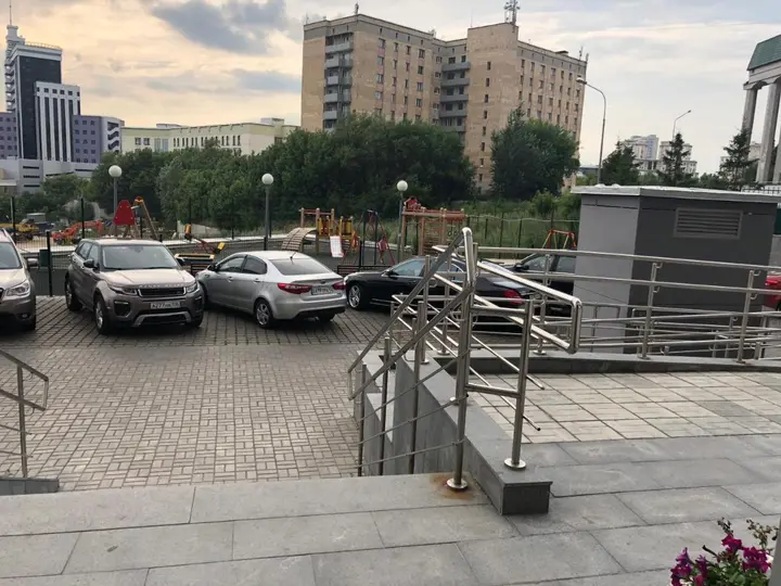 Казань: Skyscraper Apartment