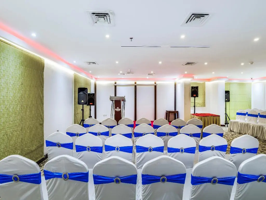 Шарджа: Ruwi Hotel Apartments