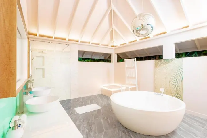 Раа Атолл: The Standard, Huruvalhi Maldives