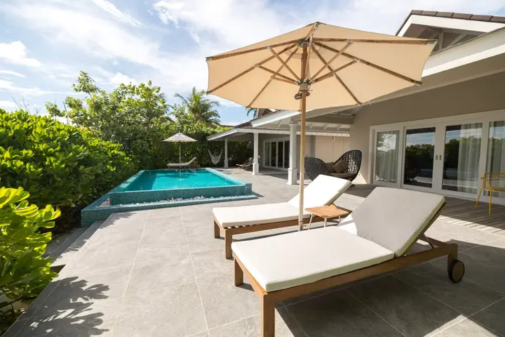 Раа Атолл: The Standard, Huruvalhi Maldives