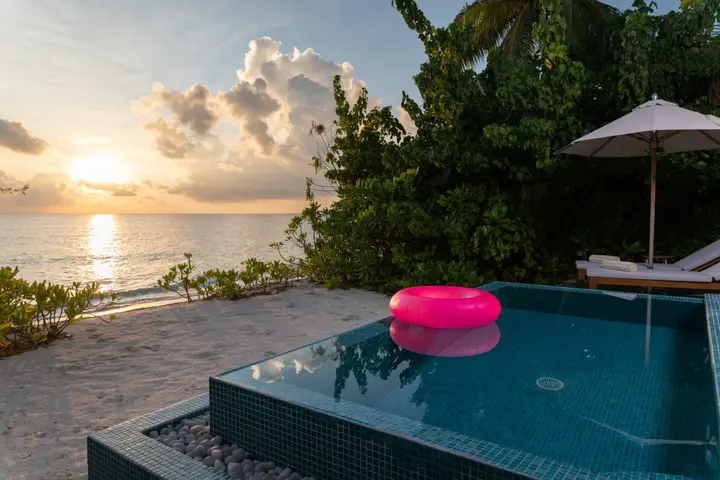 Раа Атолл: The Standard, Huruvalhi Maldives