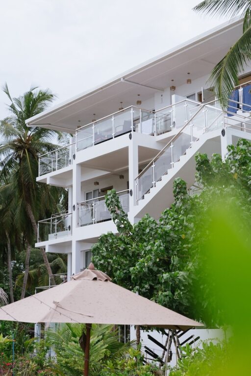Тулусду: Reef Edge Thulusdhoo