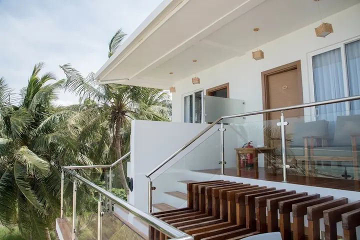 Тулусду: Reef Edge Thulusdhoo