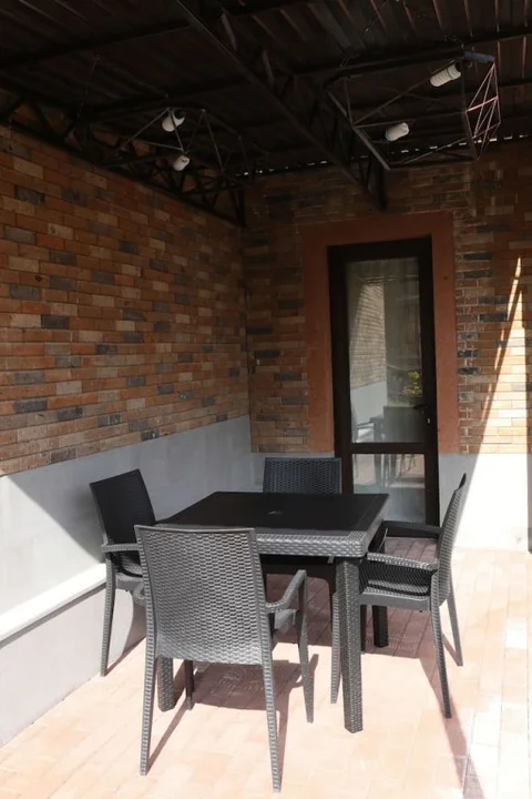 Цахкадзор: Teghenis Rest House