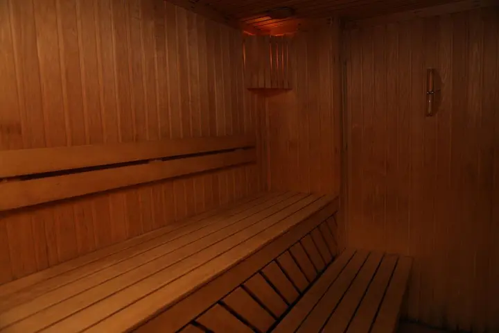 Цахкадзор: Teghenis Rest House