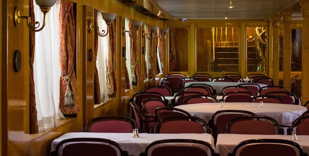 Луксор: MS Nephtis Nile Cruise