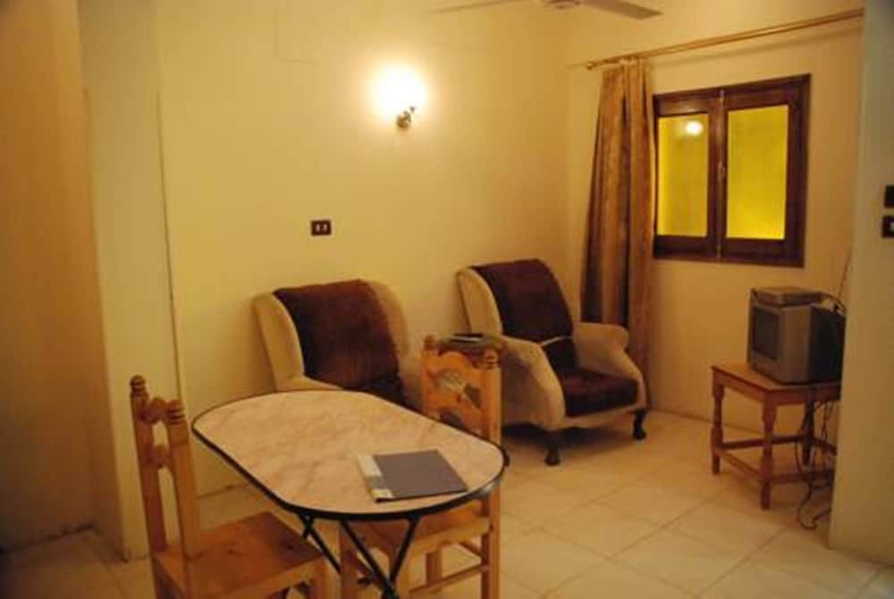 Луксор: Dream house luxor